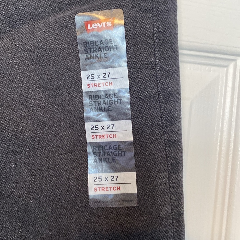 NWT Women’s Levi’s Ribcage Straight Ankle black jeans sz 25 x 27 - Picture 3 of 8
